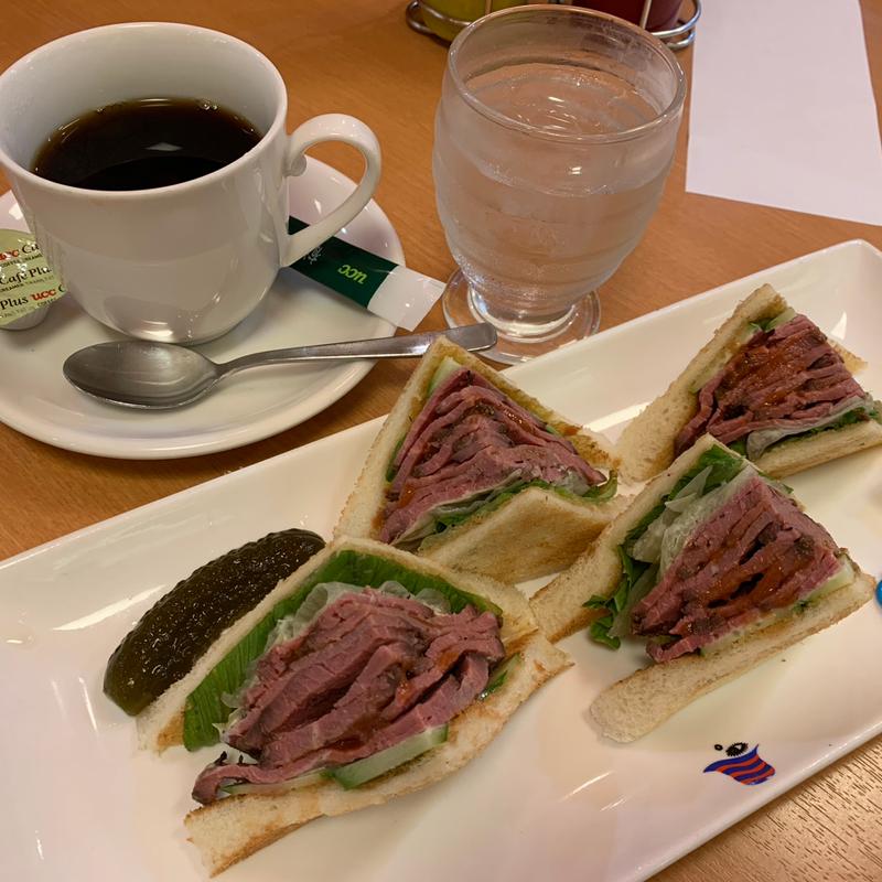 ローストビーフサンド&コーヒー(グルメ 那覇空港店 )