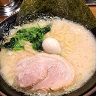 ラーメン塩(横浜家系ラーメン「刀-かたな-」)