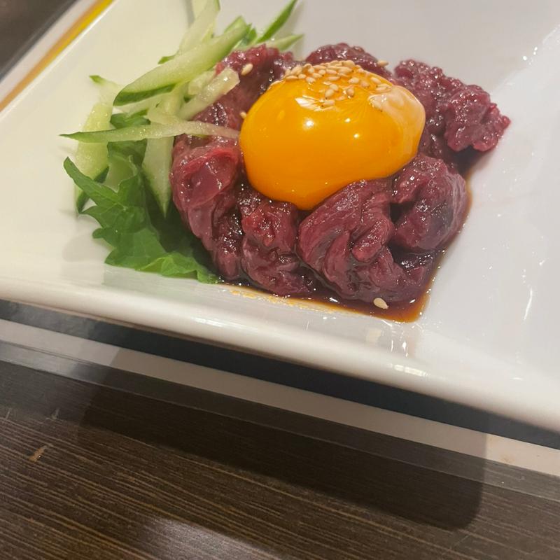 さくらユッケ(炭火焼肉　牛の家 )