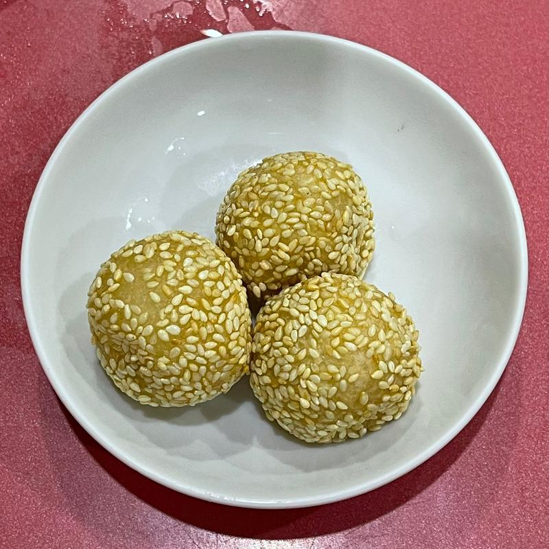 胡麻団子(北京飯店 野田阪神店)
