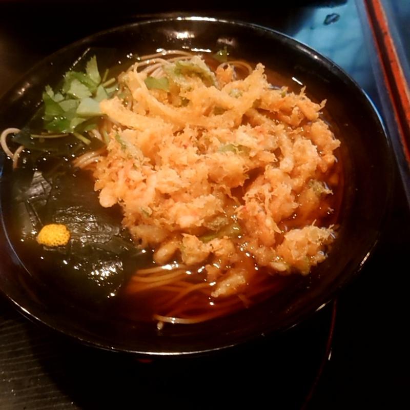 駿河湾産生桜海老と春菊玉ねぎのかき揚げそば(長生庵 （ちょうせいあん）)