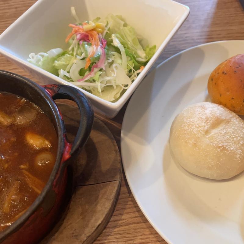 煮込みハンバーグランチのセットのパンのバイキング(クレアドール)