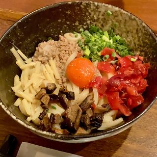 和を以て まぜうどん(うどん大師空海)