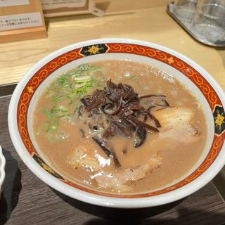 とんこつラーメン(とんこつ100%  まる豚)