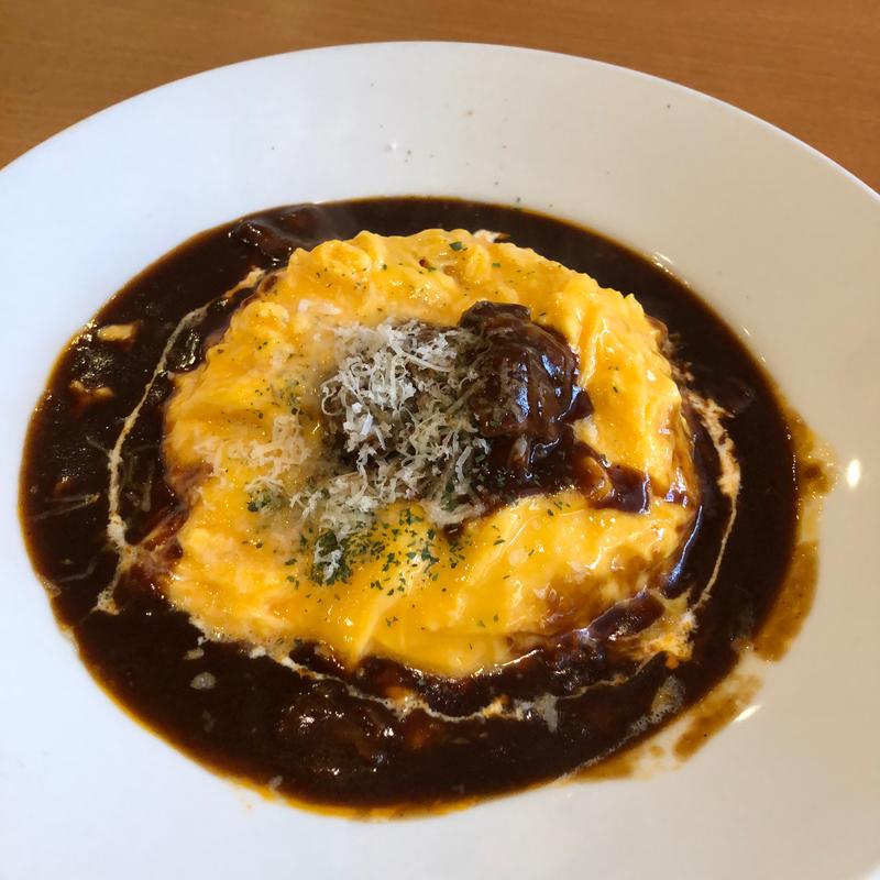 あふれるチーズと濃厚ビーフシチューこふわとろオムライス(ココス 足立保木間店)