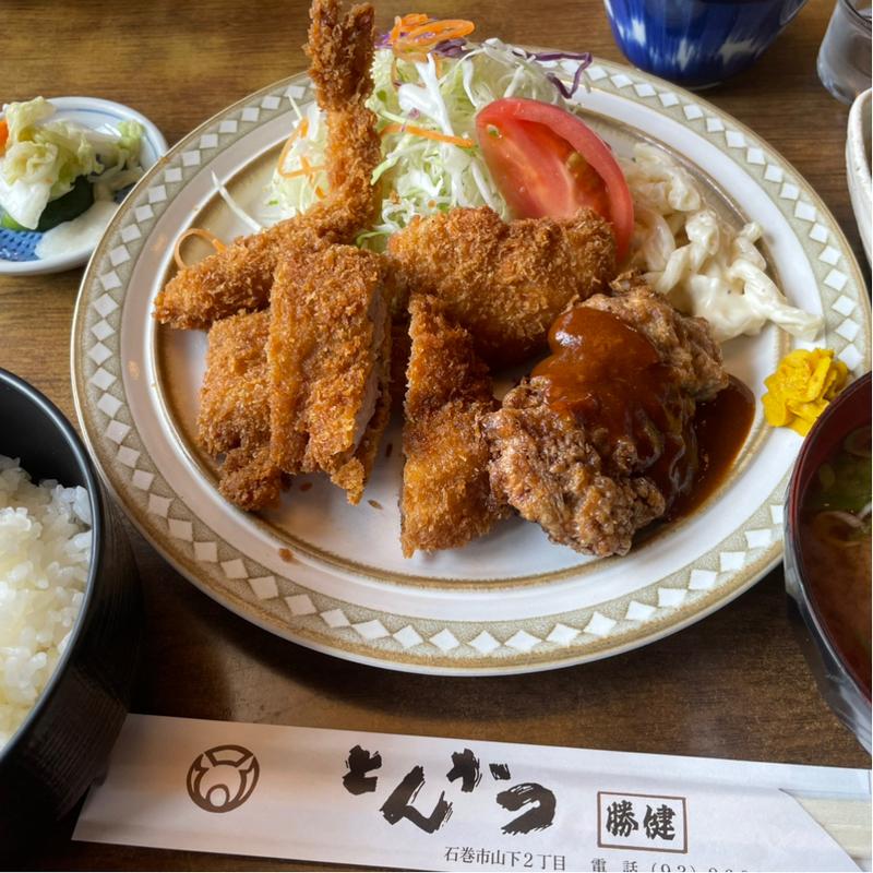 ミックスフライ定食(とんかつ勝健 )