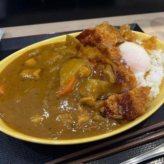 カツカレー 温泉たまご