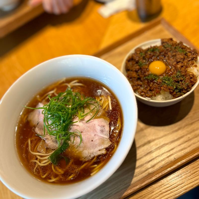 醤油そば　キーマカレーセット(中華そば二階堂)