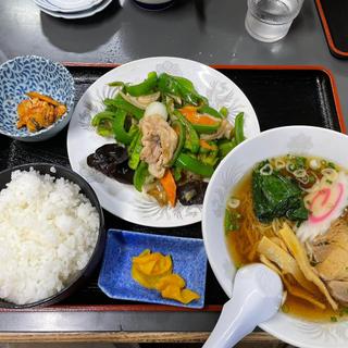 肉入りピーマン炒め単品 半ラーメンセット