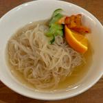冷麺(炭火焼肉 隆)