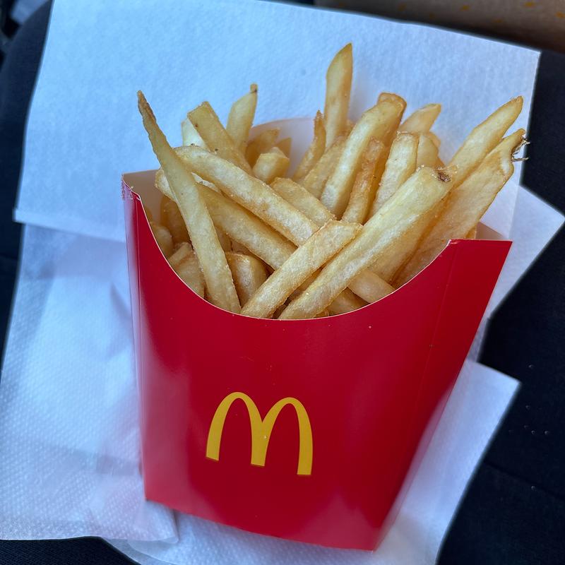 ポテトM(マクドナルド 五泉店 )