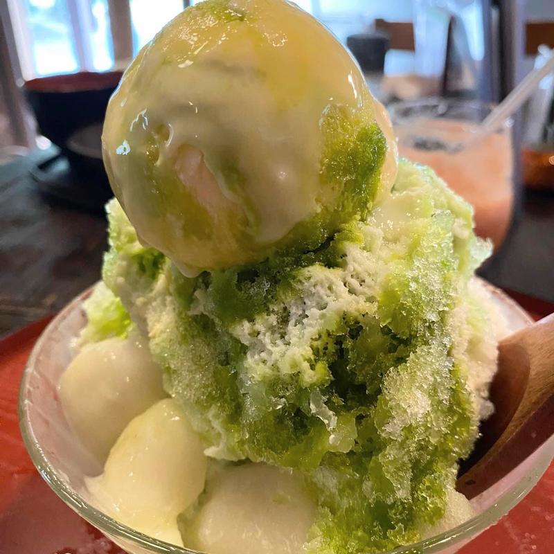 抹茶ミルク&白玉&バニラアイスのせかき氷(古民家そば たたらのいえ 島根 奥出雲店)