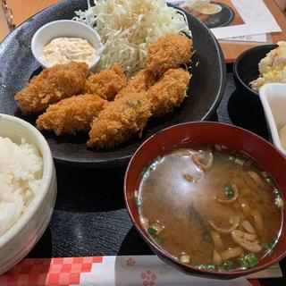 牡蠣フライ定食