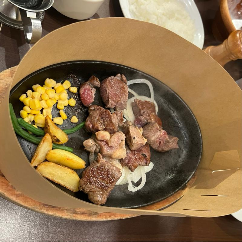 サイコロステーキ　ライス(モンスターグリル草加店)