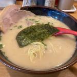 白とんこつラーメン