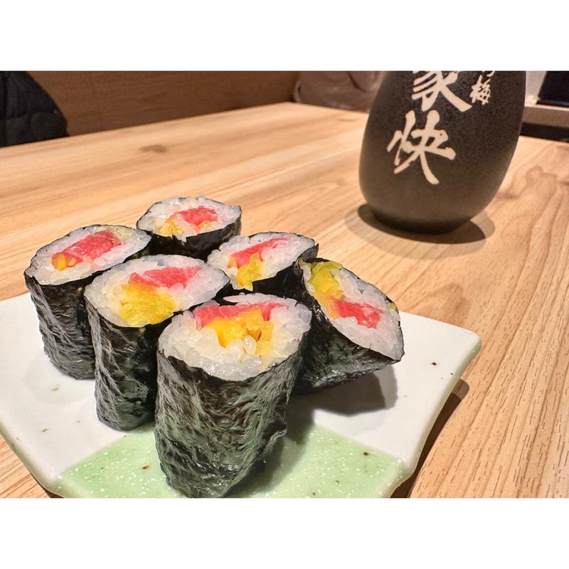 とろたく細巻き(鮨割烹 のの 梅田お初天神店)