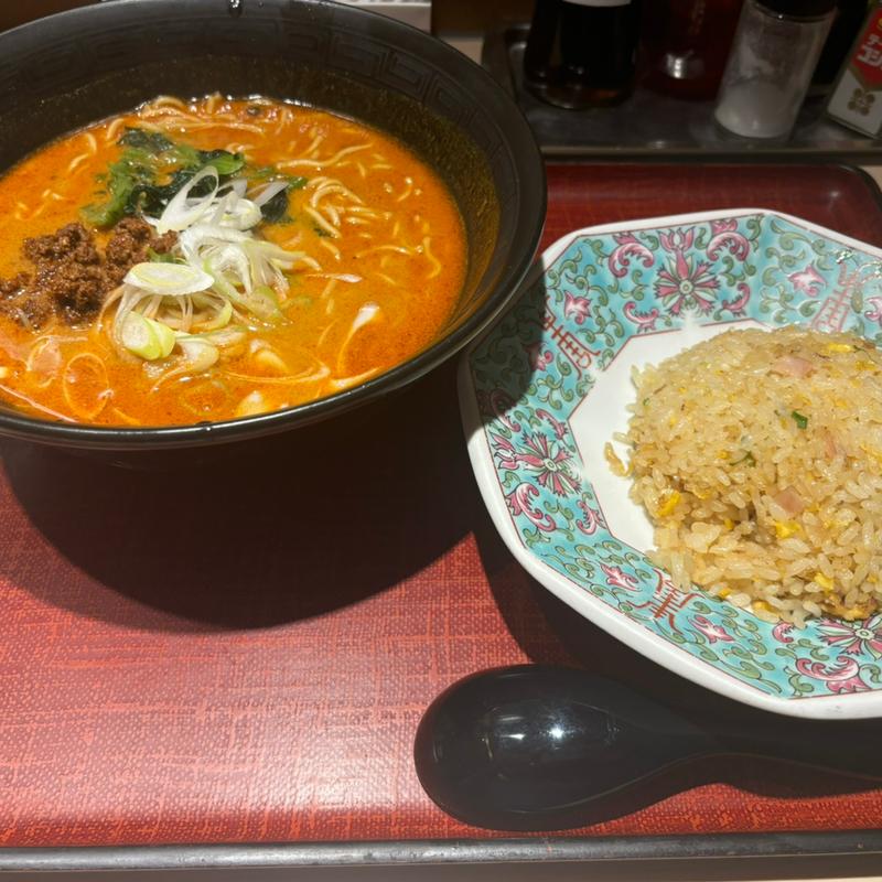 担々麺セット（担々麺とチャーハン）(中国酒家 朝陽閣 長堀店)