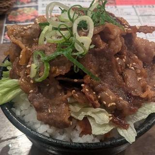 牛カルビ丼(肉バル×アヒージョ Trim 北浦和店)
