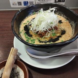 黒胡麻担々麺