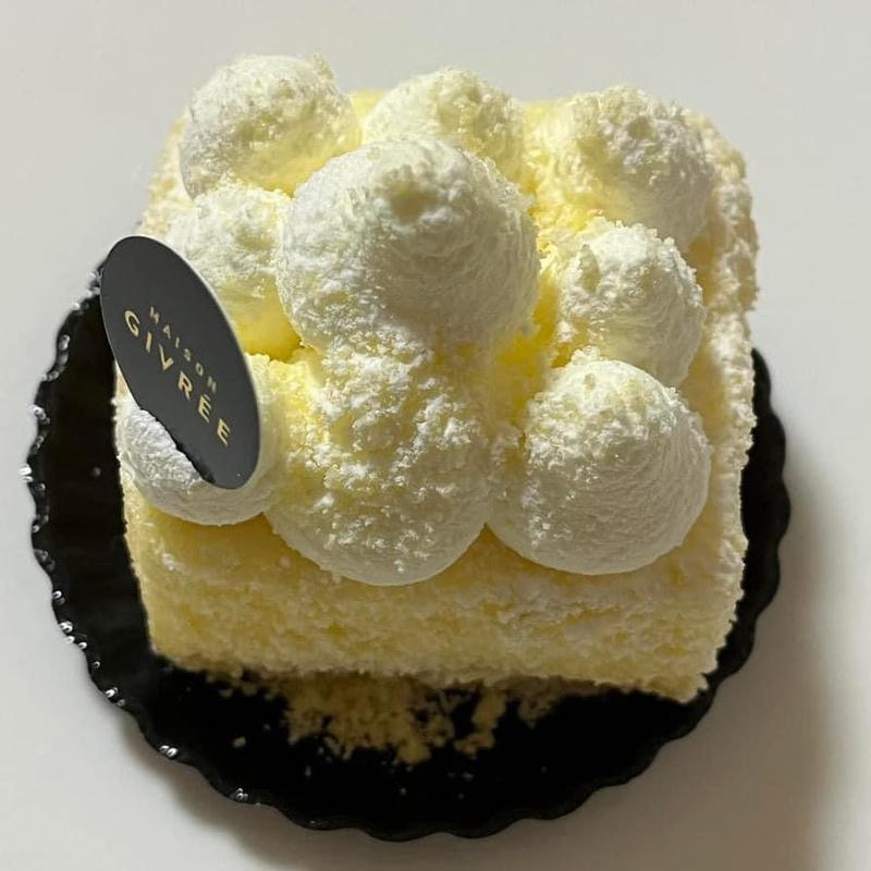 ジブリー(MAISON GIVRÉE（メゾン ジブレー）グランベリーパーク店)