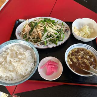 肉ニラ炒め定食