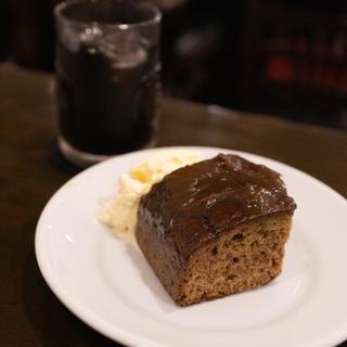 スティッキーデーツプディング(カフェ・ラ・ダダ)