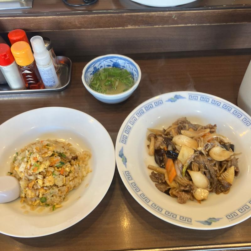 牛肉ときのこのオイスターソース炒め(中華料理 いっ軒)