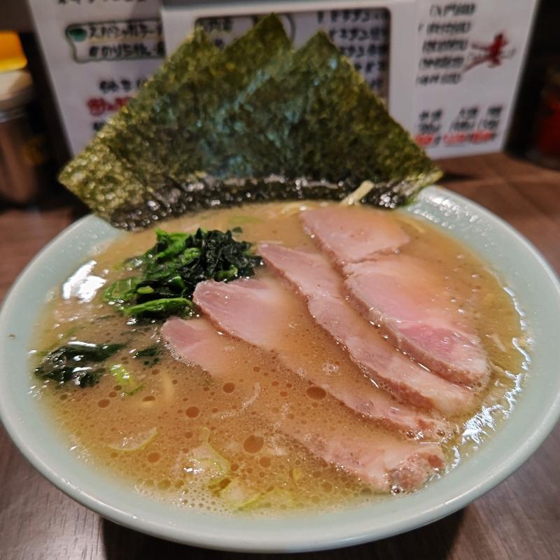 チャーシューメン(横浜家系ラーメン 介一家 山手店)