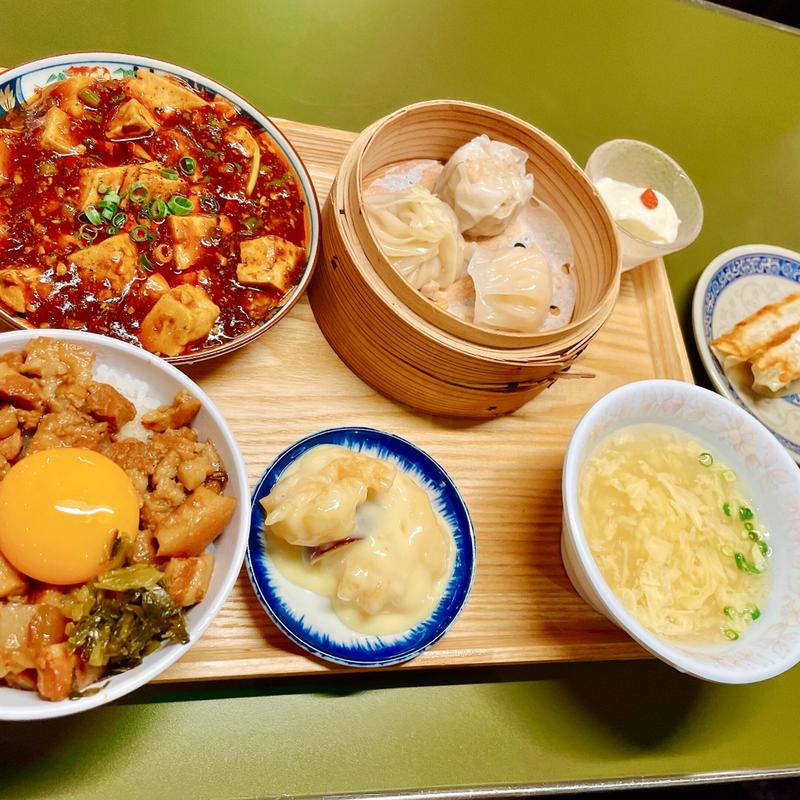 贅沢台湾ランチ(台北餃子 張記 Whityうめだ店)