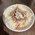 炙りチャーシュー丼(ラーメン大戦争 梅田店)