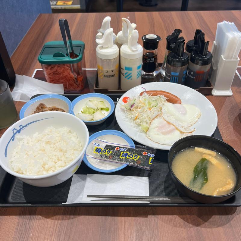ソーセージエッグW定食　牛小鉢(松屋 浅草国際通り店 )