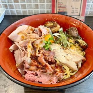 肉肉まぜそば こってりしょうゆ(肉麺 ひだまり庵)