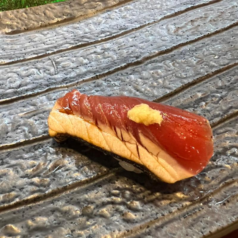 カツオの炙り(大黒鮨)