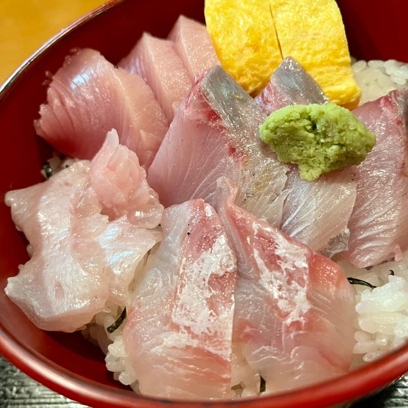 本日のお刺身の三色丼定食(福ろう)