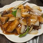 酢豚(餃子の店 新宿飯店)