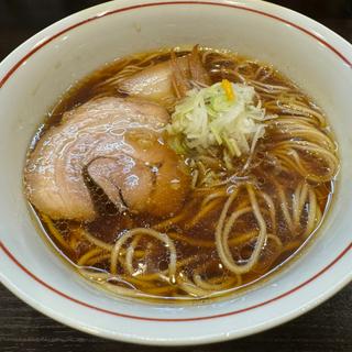 しょうゆらーめん(らーめん颯人 （ラーメンハヤト）)