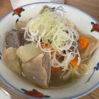 寿司屋の塩煮込み(町鮨とろたく 川越店)