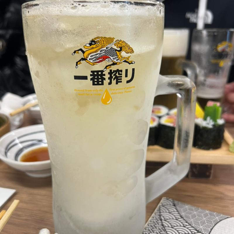 メガハイボール(町鮨とろたく 川越店)