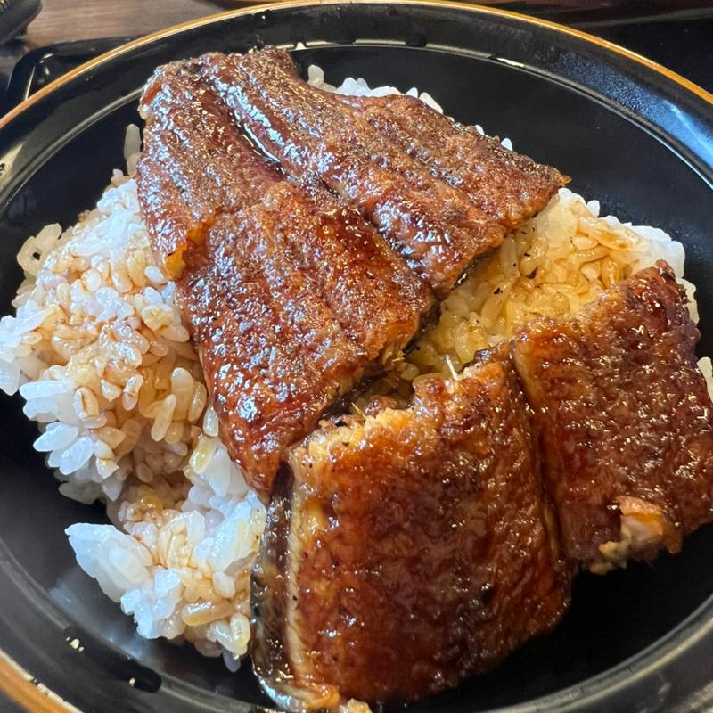 うな丼 梅(うな忠 （うなちゅう）)