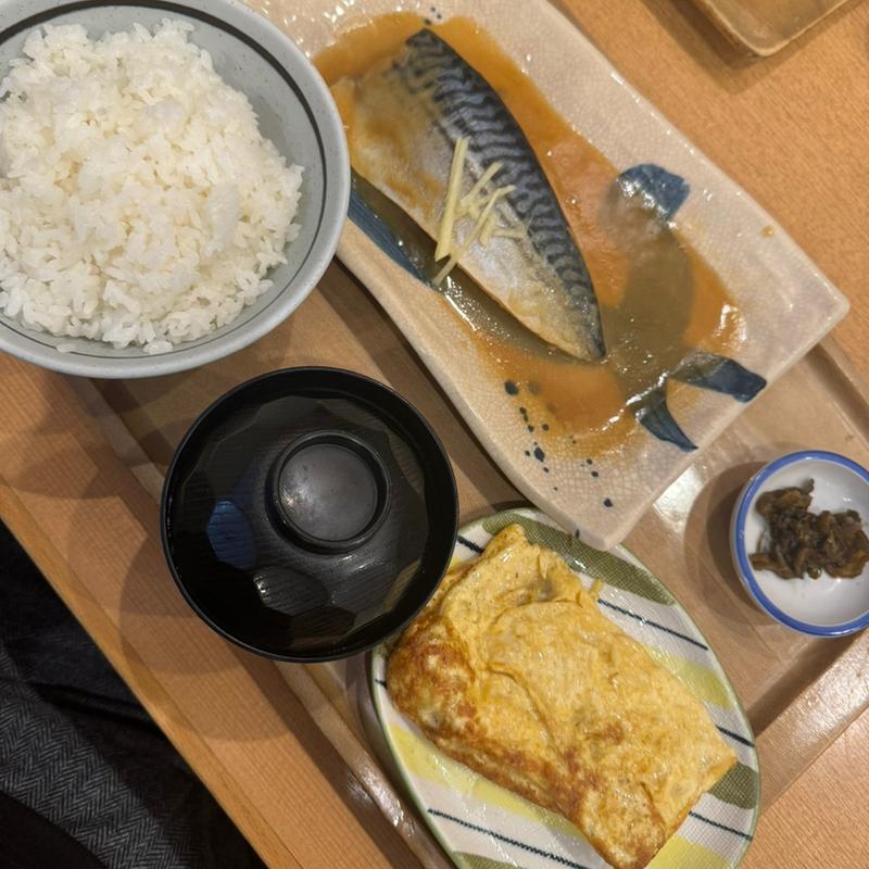 サバの味噌煮と厚焼玉子定食(さちのや食堂 青戸店)
