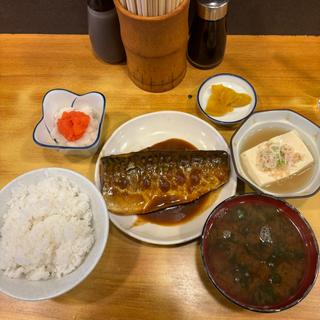 鯖の味噌煮定食(瀧元)