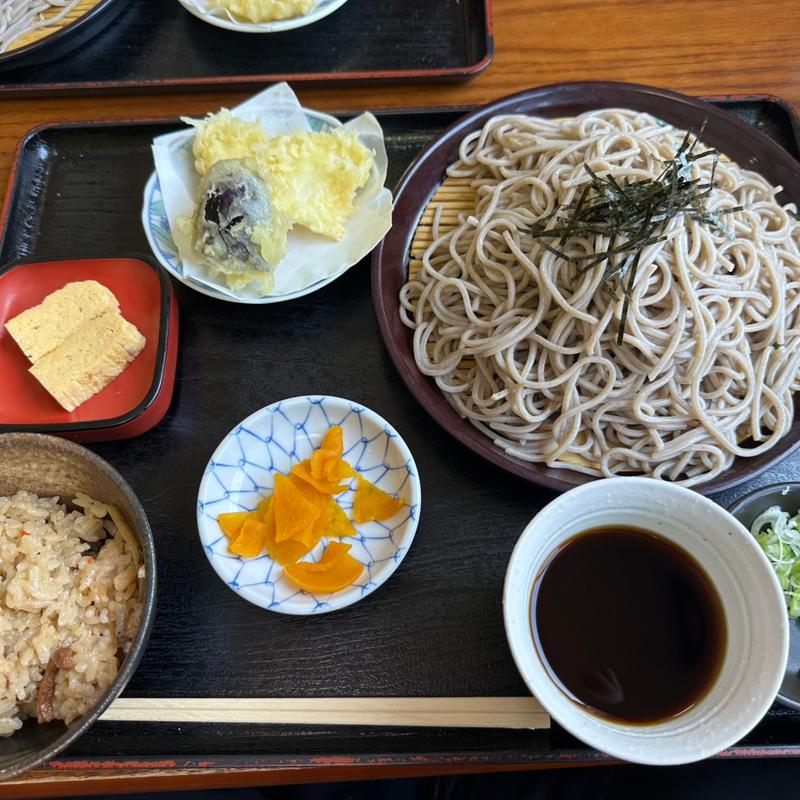 (お食事処 やまじん)