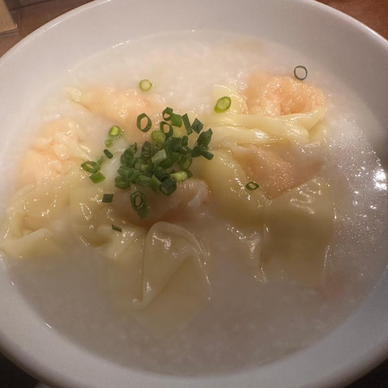 えびわんたん粥(麺・粥 けんけん （めんかゆけんけん）)