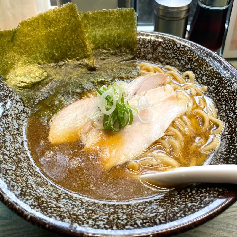 養鶏家が作る鶏白湯家系ラーメン(eggg Cafe 小平本店)