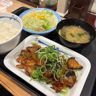 厚切り豚カルビと茄子の辛味噌炒め定食(松屋 西新宿店 )