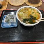 特製かき揚げそば　おにぎり(なすび)