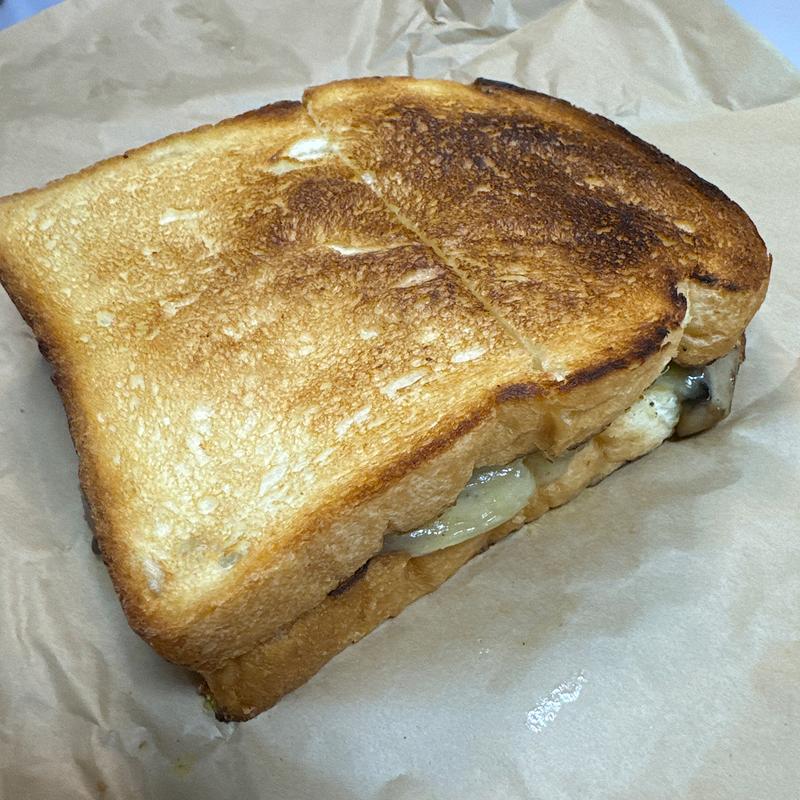 マッシュルーム＆チーズ(DAY & NIGHT)