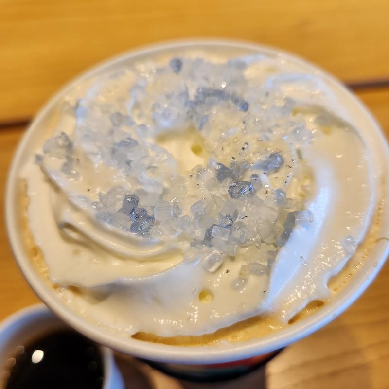 マカダミアホワイトスノーモカエスクトラホイップ(スターバックスコーヒー フレスポ須賀川店)