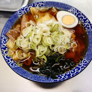 チャーシュー麺　ワンタントッピング