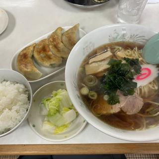 醤油ラーメン餃子ライスセット(大三元 )